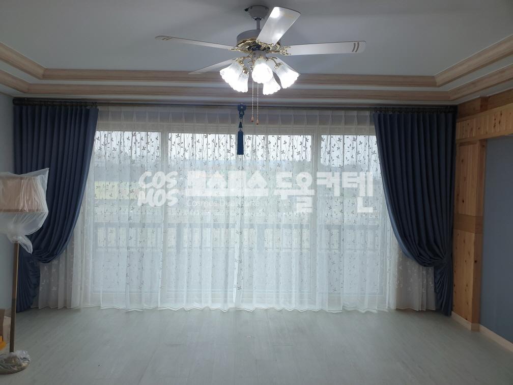 2000769928_vRD4wlMs_4fd4131c84f364a69f83bd7cee670027bcb4c04c.jpg 이미지크게보기